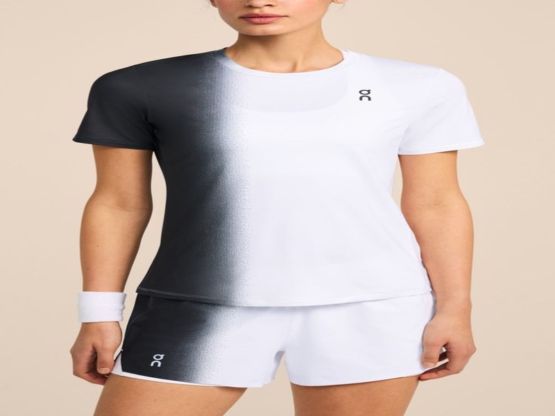 Curating Your Wardrobe with Igaswiatek Official Merchandise